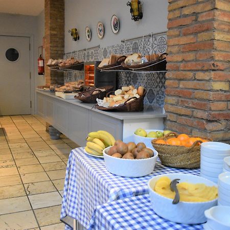 Ramblas Hotel Barcelona Luaran gambar