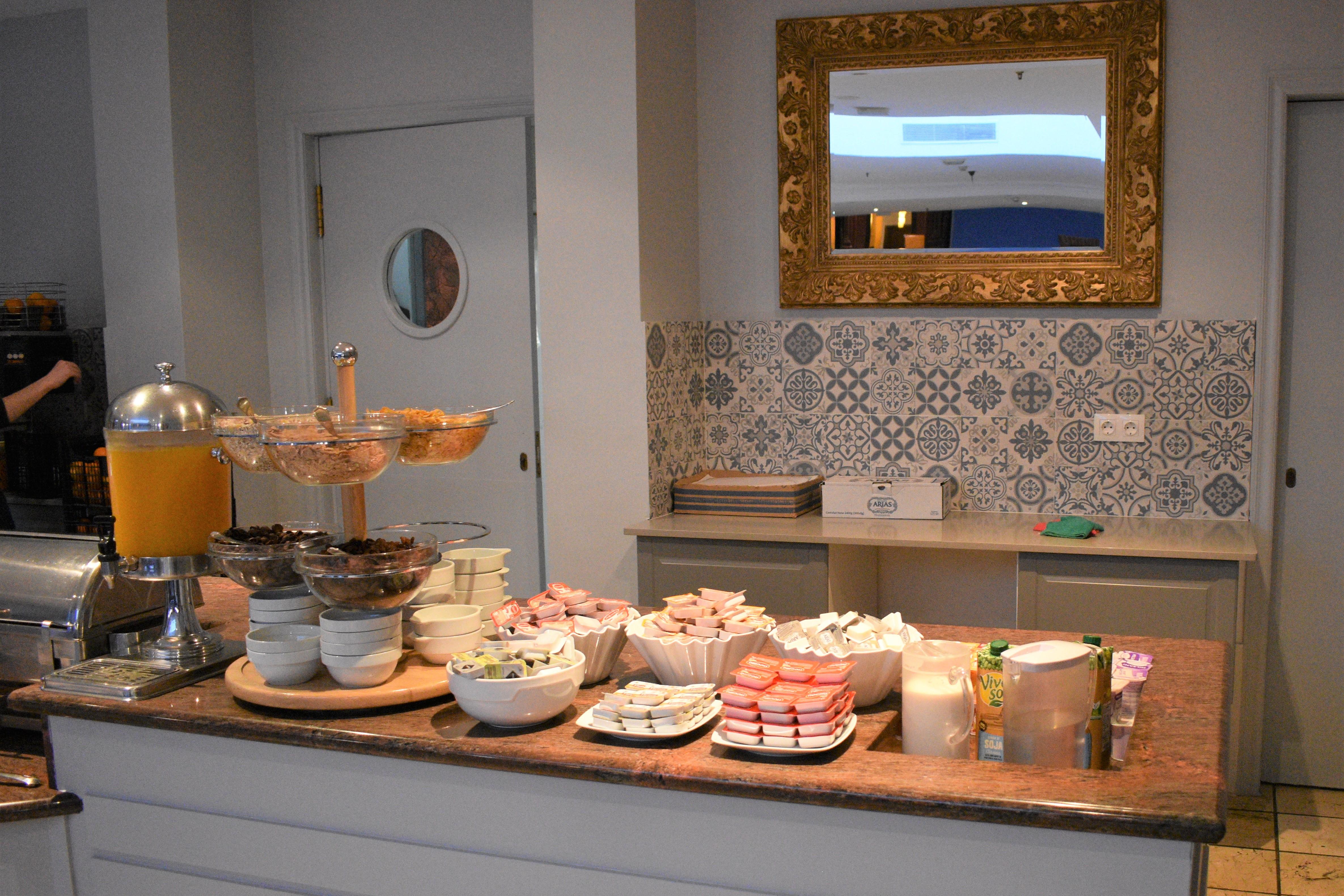 Ramblas Hotel Barcelona Luaran gambar