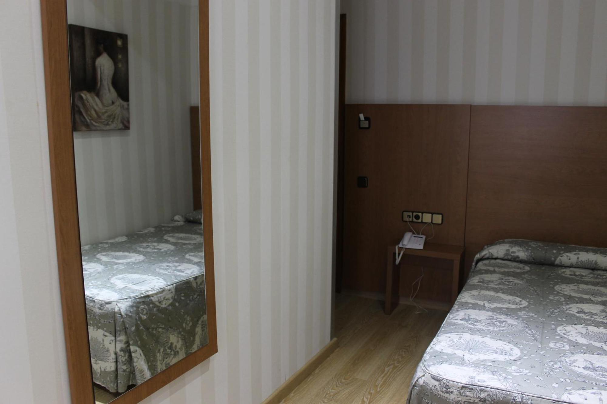 Ramblas Hotel Barcelona Bilik gambar